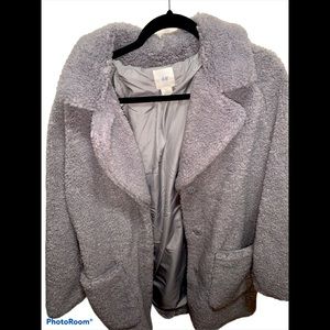 - H&M Women Short Faux GreyShearling Coat M